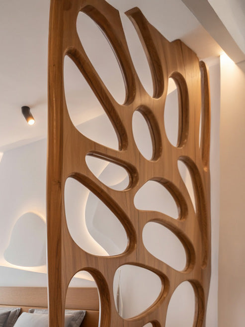 Artistic Room Divider With Sculptural Design For Bedroom Or Living Room